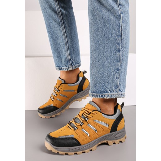 Brązowe Sznurowane Buty Sportowe Sneakersy Trekkingowe z Paskami Cleirae ze sklepu born2be.pl w kategorii Buty sportowe damskie - zdjęcie 174782239