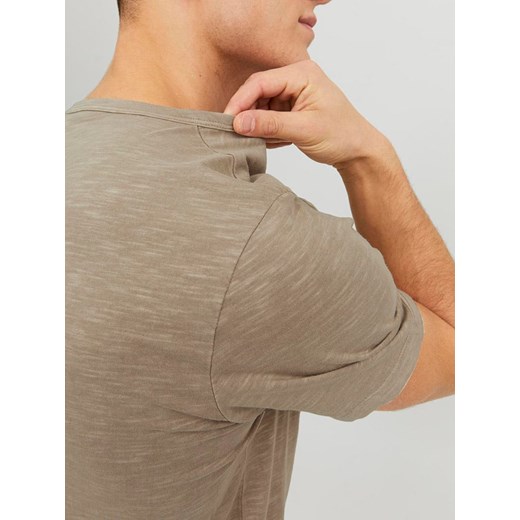 Beżowy t-shirt męski Jack & Jones z krótkim rękawem