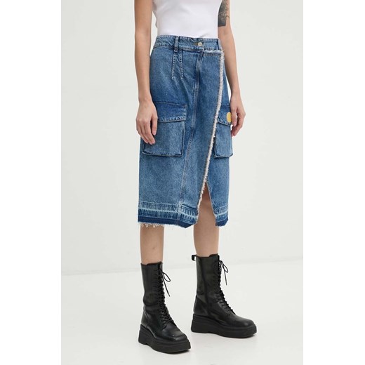Moschino Jeans spódnica jeansowa kolor niebieski midi prosta 0101.8221 ze sklepu ANSWEAR.com w kategorii Spódnice - zdjęcie 174805366