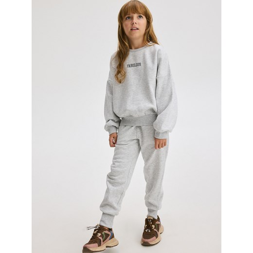 Reserved - Bluza dresowa z haftem - jasnoszary Reserved 164 (13 lat) Reserved
