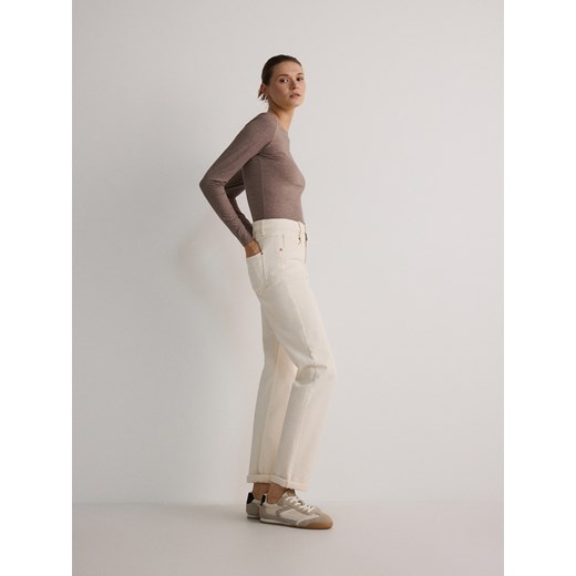 Jeansy damskie Reserved w miejskim stylu z elastanu