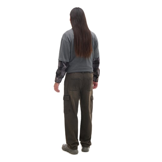 Cropp - Jeansy baggy z kieszeniami cargo - brązowy Cropp 34/34 Cropp
