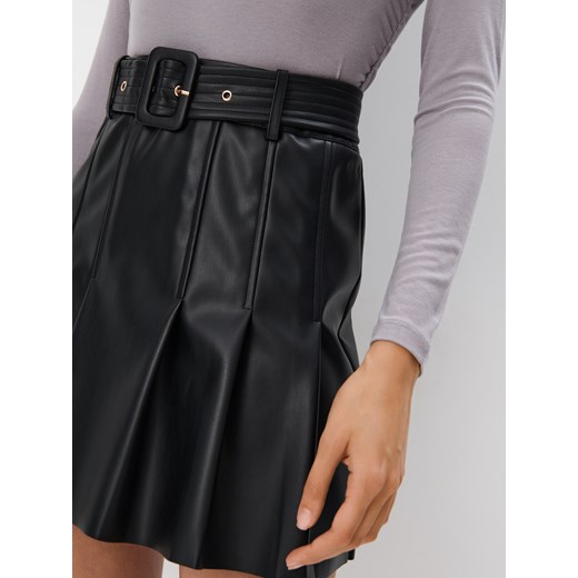 Spódnica Mohito mini na wiosnę 