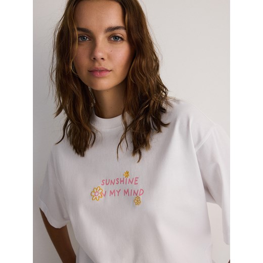 Reserved - T-shirt oversize z nadrukiem - złamana biel Reserved S Reserved