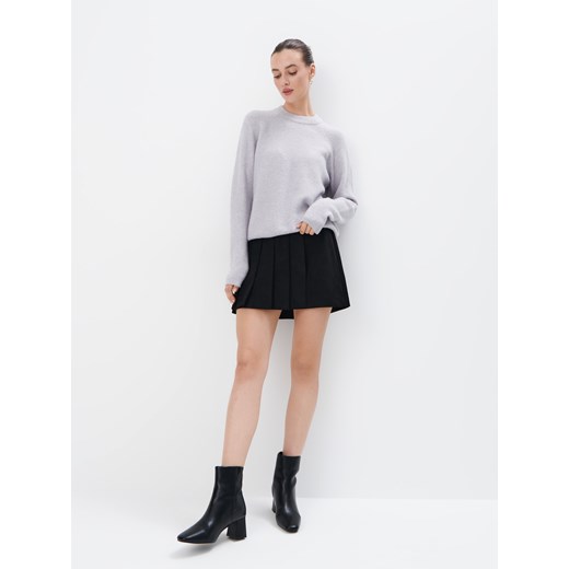 Sweter damski Mohito z okrągłym dekoltem 