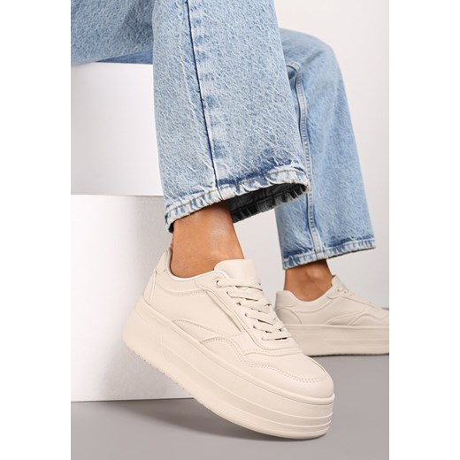 Beżowe Sneakersy na Tłoczonej Grubej Podeszwie Vaitessa ze sklepu born2be.pl w kategorii Buty sportowe damskie - zdjęcie 174967975