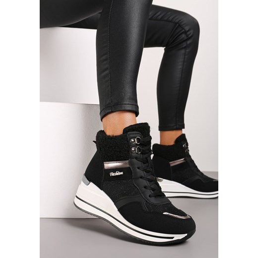 Czarne Botki na Koturnie w Streetwearowym Stylu Ozdobione Futerkiem Arabelline ze sklepu renee.pl w kategorii Botki - zdjęcie 174979449