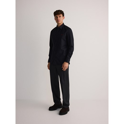 Reserved - Koszula slim fit z haftem - czarny ze sklepu Reserved w kategorii Koszule męskie - zdjęcie 175004498