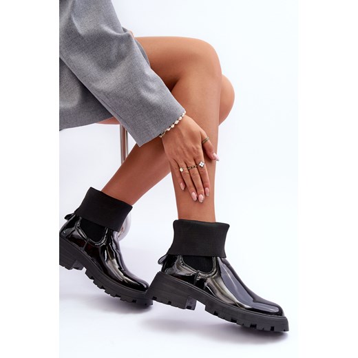 Botki Sztyblety Lakierowane Czarne Pavo DES925M ze sklepu ZAZOO w kategorii Workery damskie - zdjęcie 175036925
