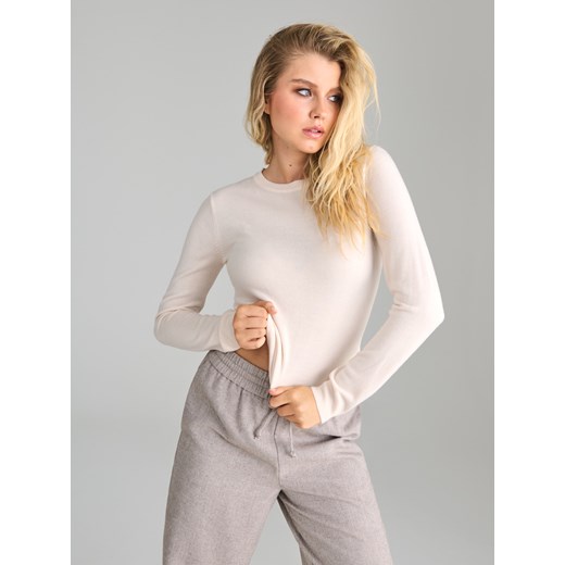 Sweter damski Sinsay z okrągłym dekoltem 