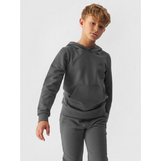 Chłopięca bluza dresowa nierozpinana z kapturem 4F 4FJWMM00TSWSM1292 - szara ze sklepu Sportstylestory.com w kategorii Bluzy chłopięce - zdjęcie 175083027