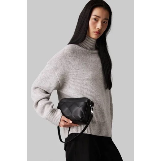Listonoszka Calvin Klein matowa elegancka średnia