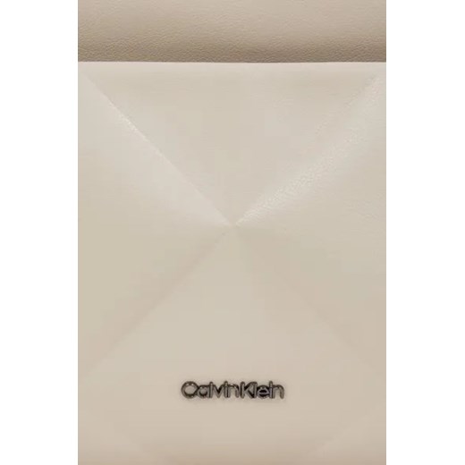 Listonoszka Calvin Klein