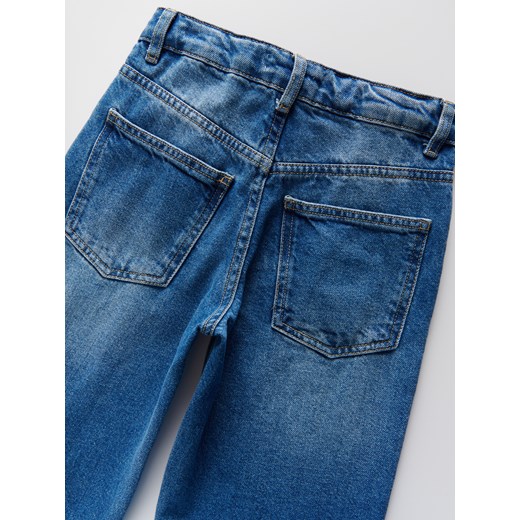 Reserved - Jeansy straight z metalicznym efektem - niebieski ze sklepu Reserved w kategorii Spodnie dziewczęce - zdjęcie 175175786