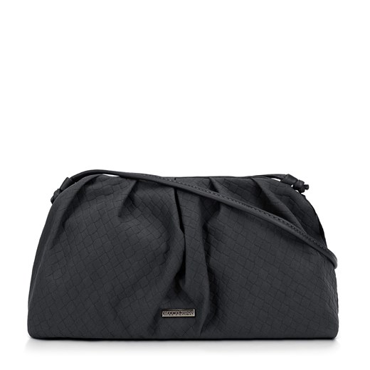 Damska torebka crossbody z marszczeniem szara ze sklepu WITTCHEN w kategorii Listonoszki - zdjęcie 175194595