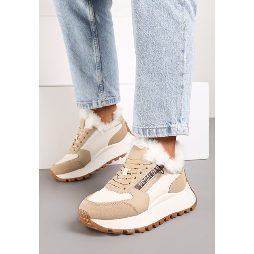 Beżowe Sznurowane Sneakersy na Grubej Podeszwie Ozdobione Futerkiem i Napisem Zinira ze sklepu born2be.pl w kategorii Buty sportowe damskie - zdjęcie 175206055