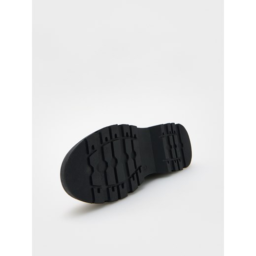 Buty zimowe dziecięce Reserved 