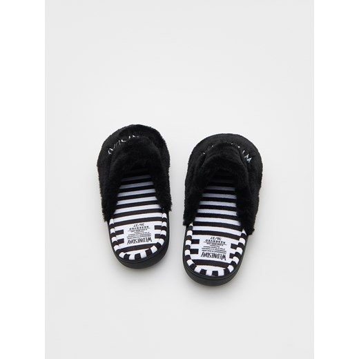 Reserved - Kapcie WEDNESDAY - czarny Reserved 36/37 Reserved