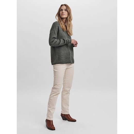 Sweter damski Vero Moda z dekoltem w serek 