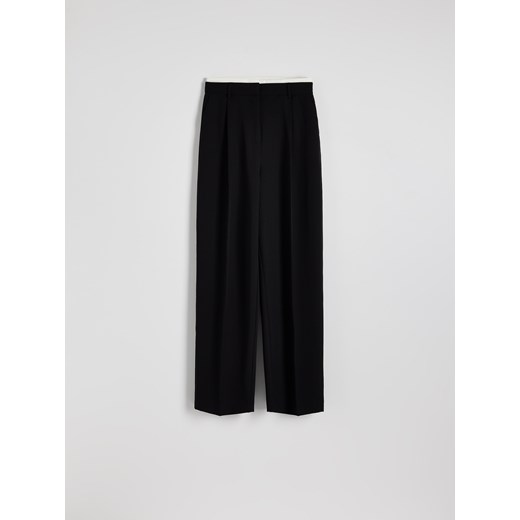 Reserved - Luźne spodnie z zakładkami - czarny ze sklepu Reserved w kategorii Spodnie damskie - zdjęcie 175258755