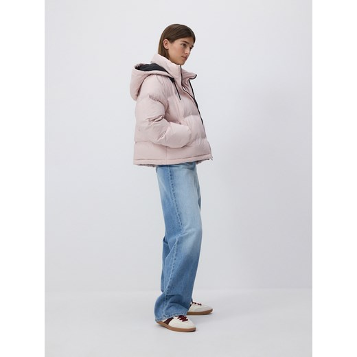 Reserved kurtka damska różowa z kapturem poliestrowa krótka 