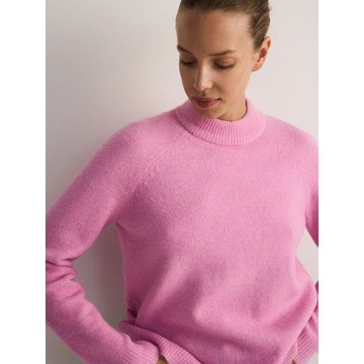 Sweter damski Reserved casual z okrągłym dekoltem 
