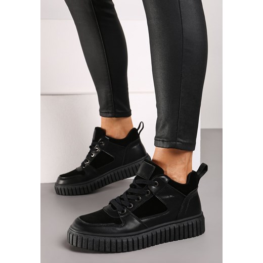 Czarne Skórzane Sneakersy na Grubej Tłoczonej Podeszwie Eriliane ze sklepu born2be.pl w kategorii Buty sportowe damskie - zdjęcie 175277705