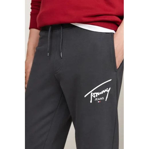 Spodnie męskie Tommy Jeans w sportowym stylu 