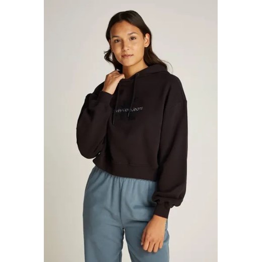 CALVIN KLEIN JEANS Bluza CHENILLE | Cropped Fit ze sklepu Gomez Fashion Store w kategorii Bluzy damskie - zdjęcie 175304206