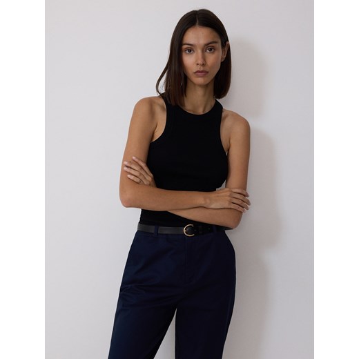 Reserved - Spodnie chino z paskiem - granatowy Reserved 40 Reserved