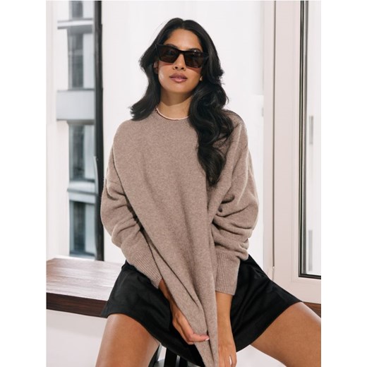 Sweter damski Sinsay z okrągłym dekoltem 