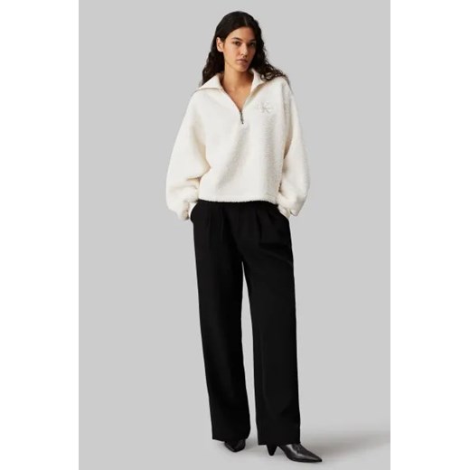 Sweter damski Calvin Klein z dekoltem w serek
