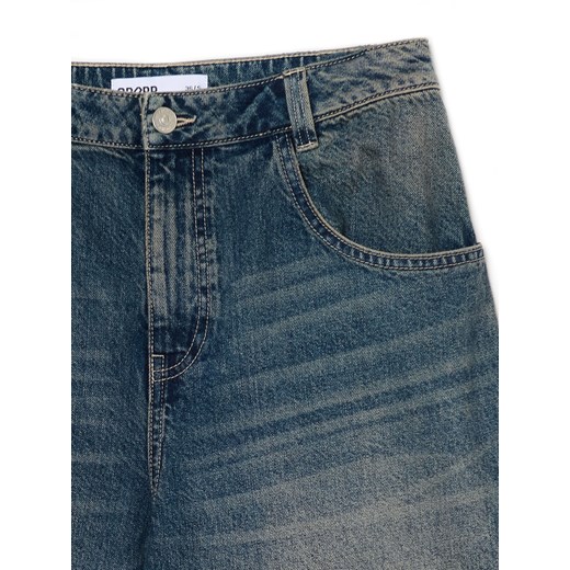 Cropp - Granatowe jeansy skater z efektem sprania - granatowy Cropp 42 Cropp