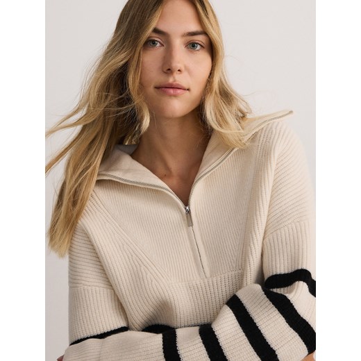 Sweter damski Reserved z golfem 