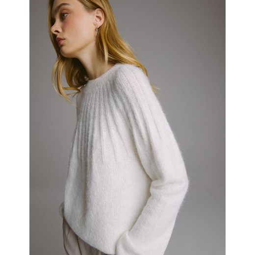 Sweter damski Diverse z okrągłym dekoltem