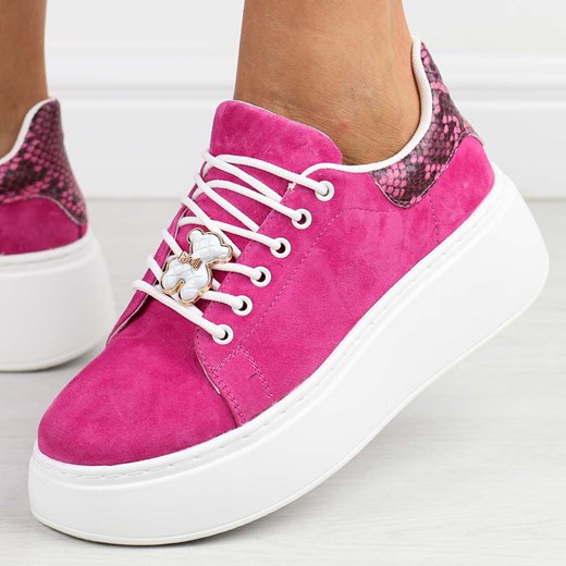 Fuksja zamszowe skórzane sneakersy damskie Vinceza 89104 ze sklepu suzana.pl w kategorii Trampki damskie - zdjęcie 175485425