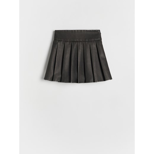 Reserved - Plisowana spódnica z imitacji skóry - ciemnobrązowy ze sklepu Reserved w kategorii Spódnice dziewczęce - zdjęcie 175514889