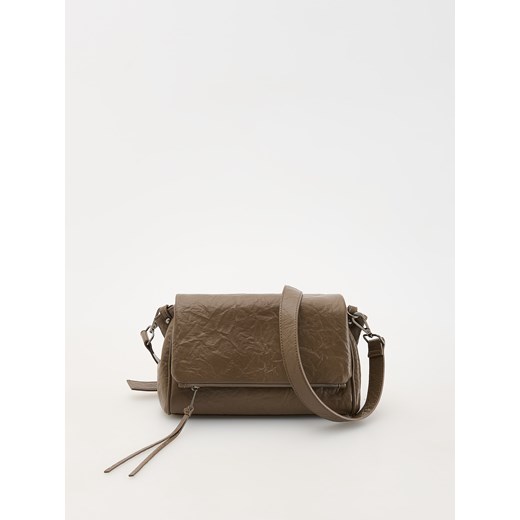 Reserved - Torebka crossbody z marszczeniami - brązowy ze sklepu Reserved w kategorii Torebki damskie - zdjęcie 175556178