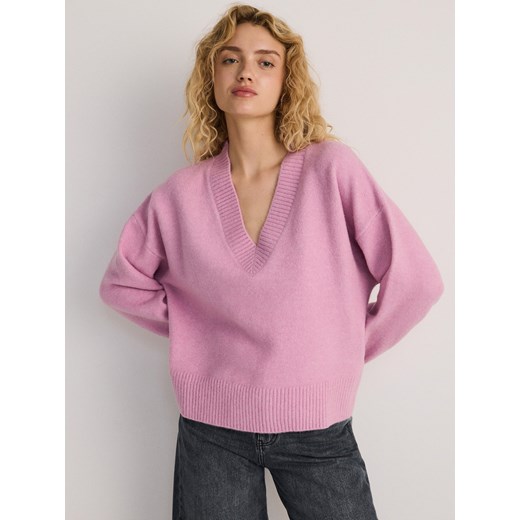 Reserved - Sweter z głębokim dekoltem - różowy Reserved L Reserved