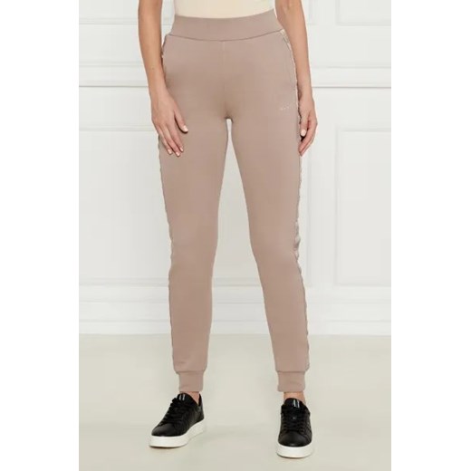 GUESS ACTIVE Spodnie dresowe | Regular Fit ze sklepu Gomez Fashion Store w kategorii Spodnie damskie - zdjęcie 175590398