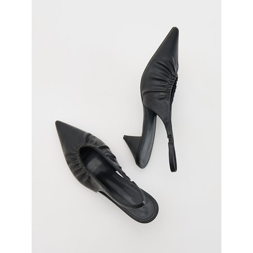 Czółenka Reserved bez zapięcia 