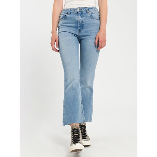 Cross Jeans Dżinsy - Flare fit - w kolorze błękitnym ze sklepu Limango Polska w kategorii Jeansy damskie - zdjęcie 175607626