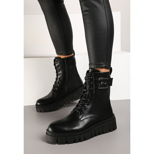 Czarne Sznurowane Botki na Tłoczonej Platformie w Stylu Workerów z Metalową Renee 39 okazja renee.pl