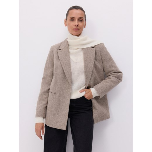 Sweter damski Reserved z okrągłym dekoltem 