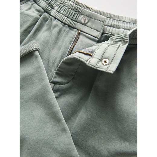 Reserved - Wysokoelastyczne spodnie regular - zielony Reserved 164 (13 lat) Reserved