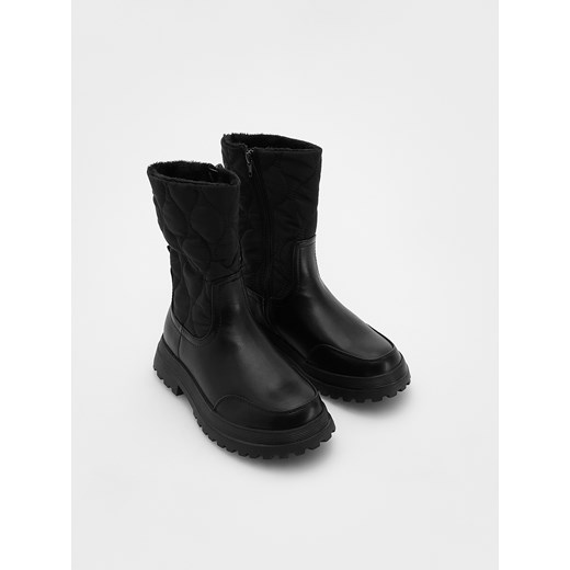 Buty zimowe dziecięce Reserved z zamkiem 