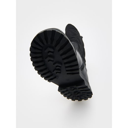 Buty zimowe dziecięce Reserved czarne z zamkiem 