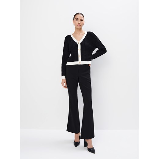 Sweter damski Mohito w serek 
