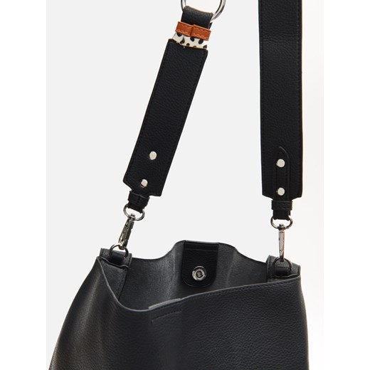 Cropp - Torba typu shopper z dodatkowym paskiem - czarny Cropp Uniwersalny promocyjna cena Cropp