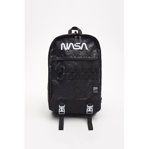 Cropp - Plecak NASA z brelokiem - czarny Cropp Uniwersalny okazyjna cena Cropp